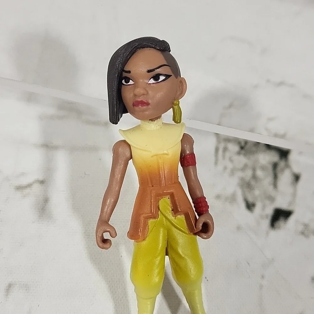 Disney Raya and the Last‎ Dragon Figures Lot of 6 Assorted